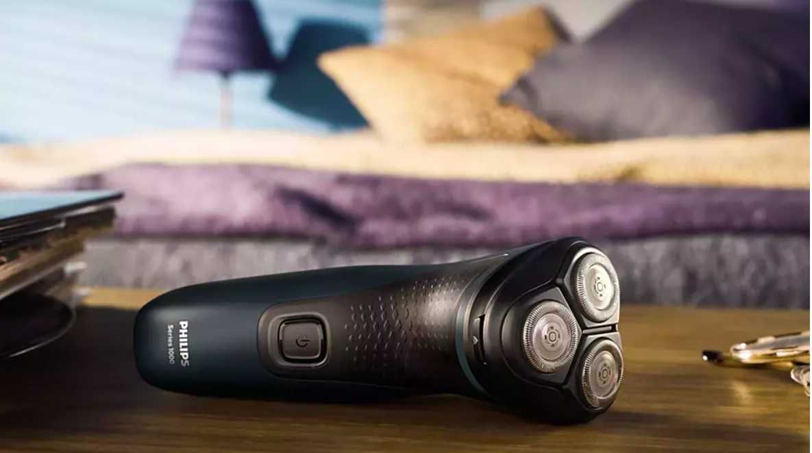 Самобръсначка Philips Series 1000 S1133 за сухо бръснене