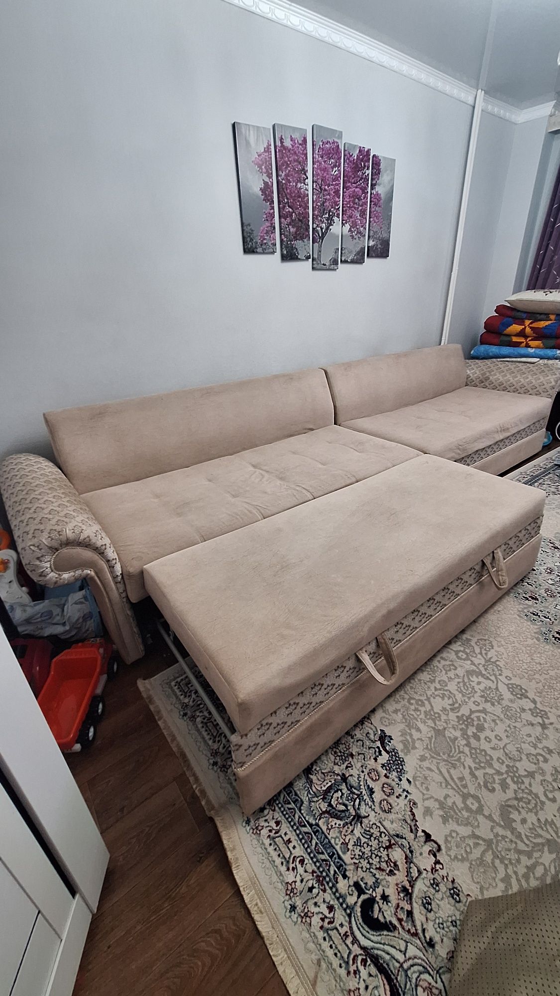Продается диван раскладной