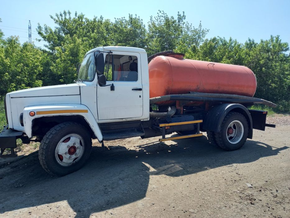 Услуга откачки септика туалета