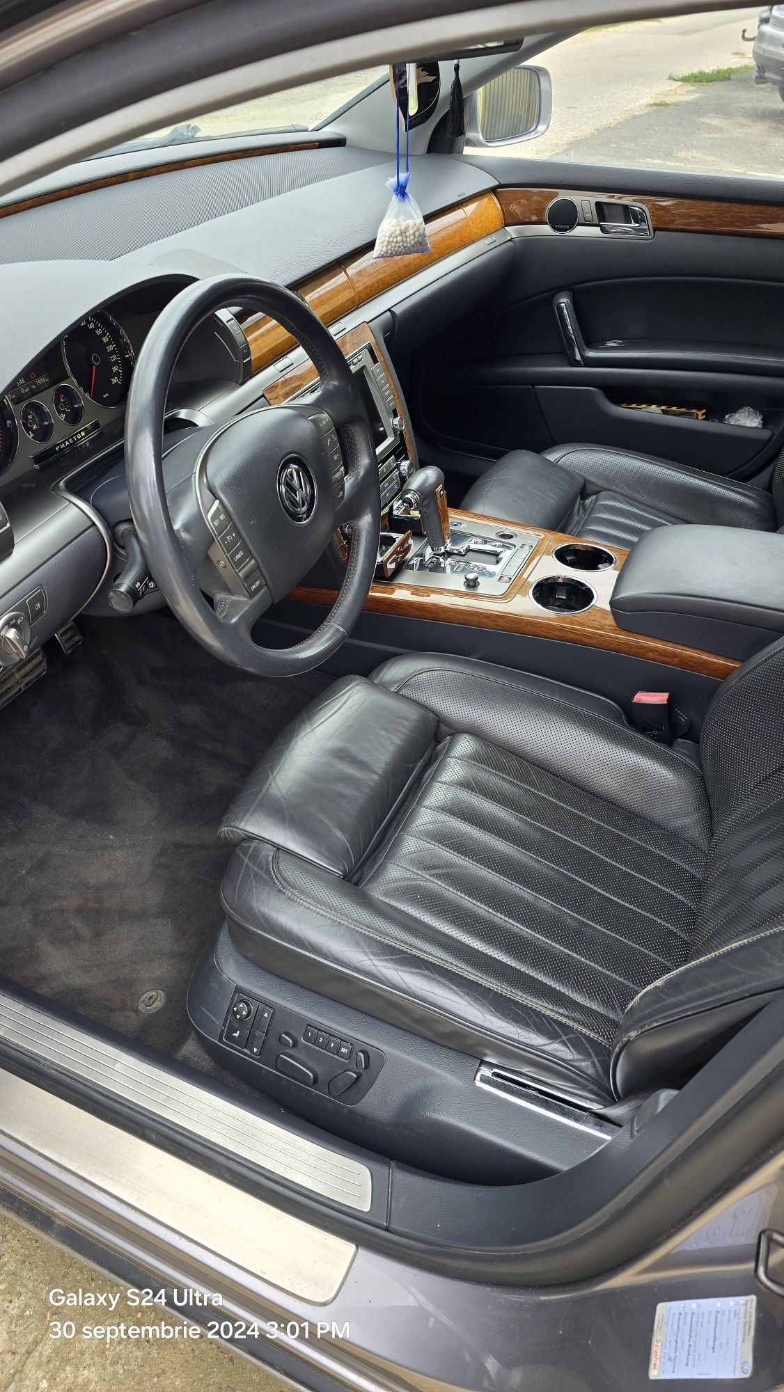 Vând Vw Phaeton 2011