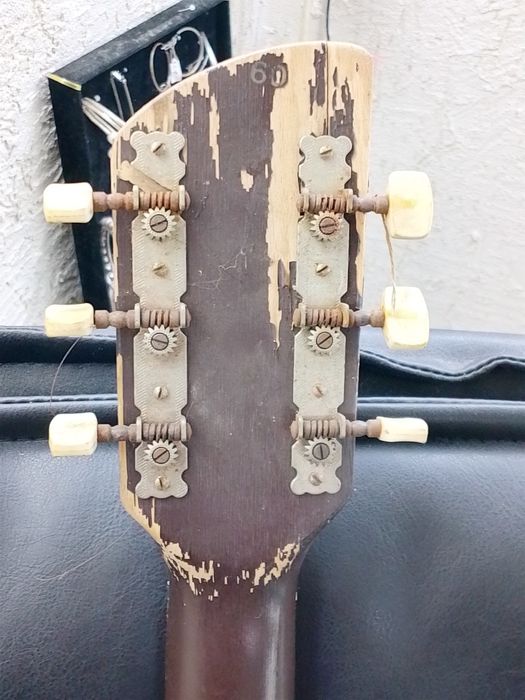 Българска китара Орфей Пловдив