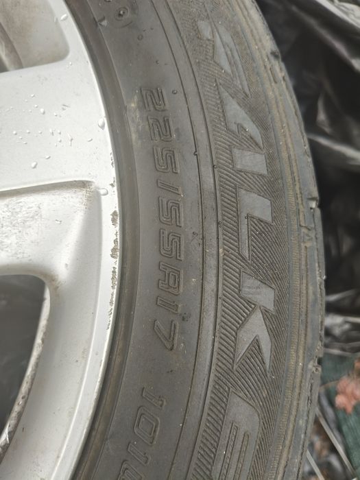 Vând set de jante de Audi pe 17, cu tot cu anvelope