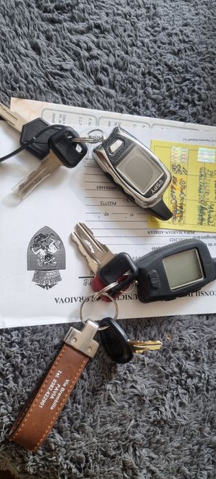 Vând scuter Peugeot Elystar