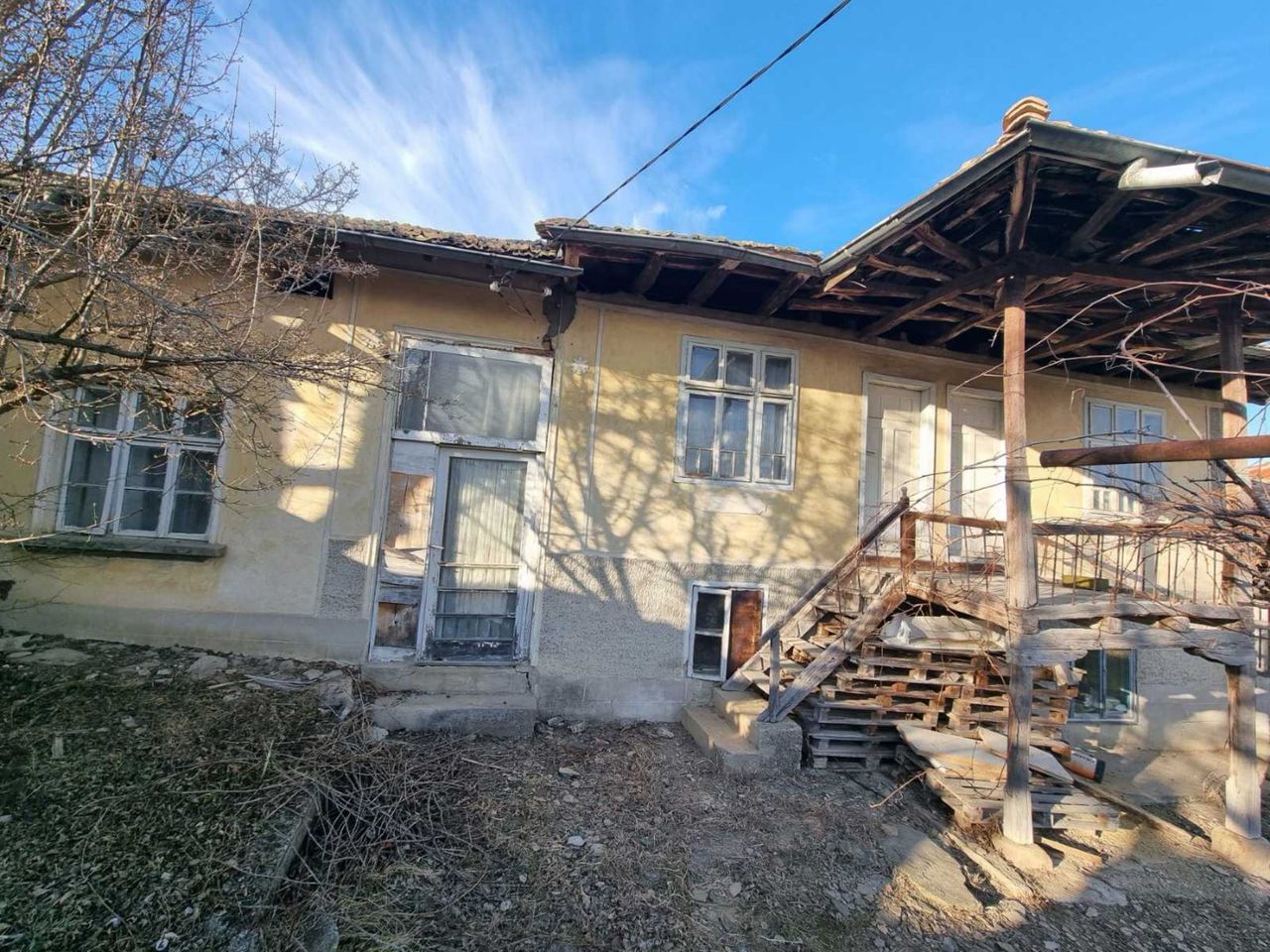 Продава се Къща в с. Ивански, Област Шумен - 941 кв.м за 29 €/кв.м - Снимка #6