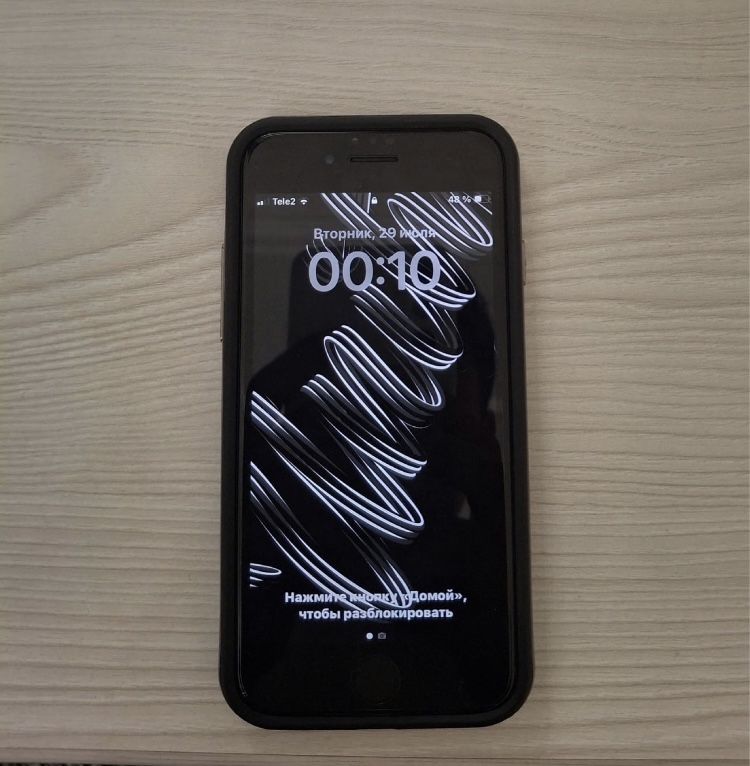 iPhone Se 2 покаления