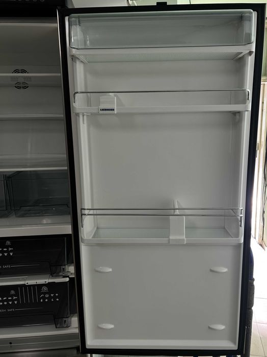 Хладилник с фризер Liebherr KGBes 4046 с два компресора