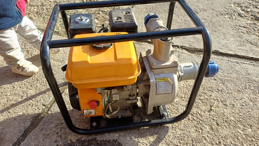 Motopompa de vânzare