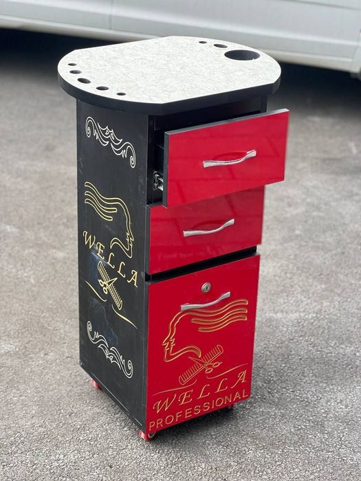 Помощница для салон красоты