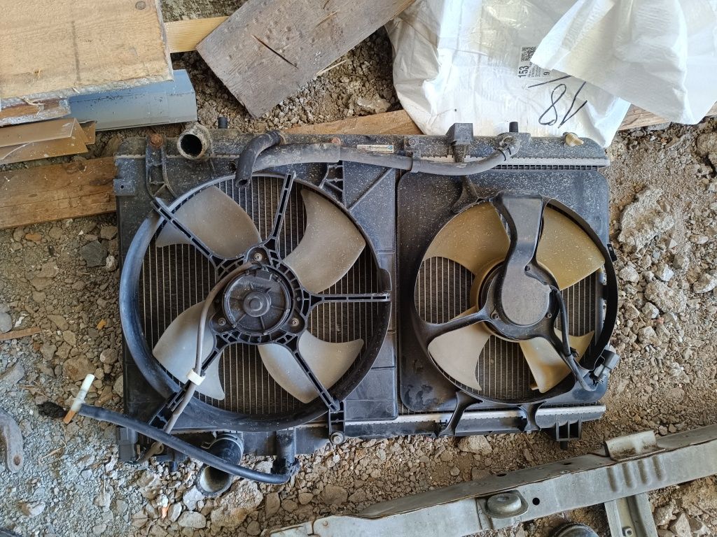 Радиатор на Хонду CRV 1998г.в.