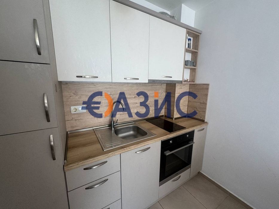 Продава се Двустаен апартамент в Несебър - 54 кв.м за 1705 €/кв.м - Снимка #4