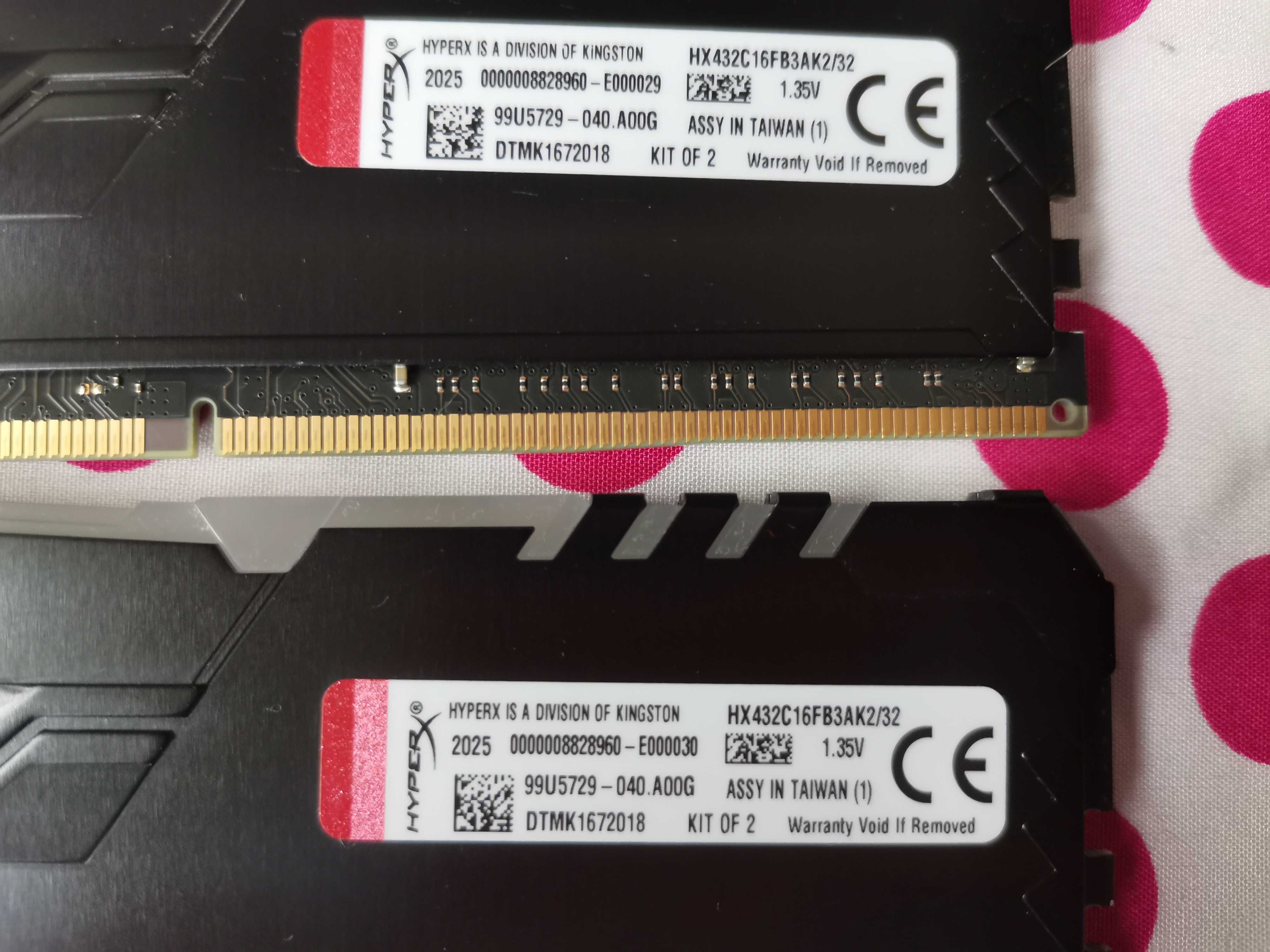 Kit Memorie HyperX Fury RGB 32GB DDR4 3200MHz CL16.