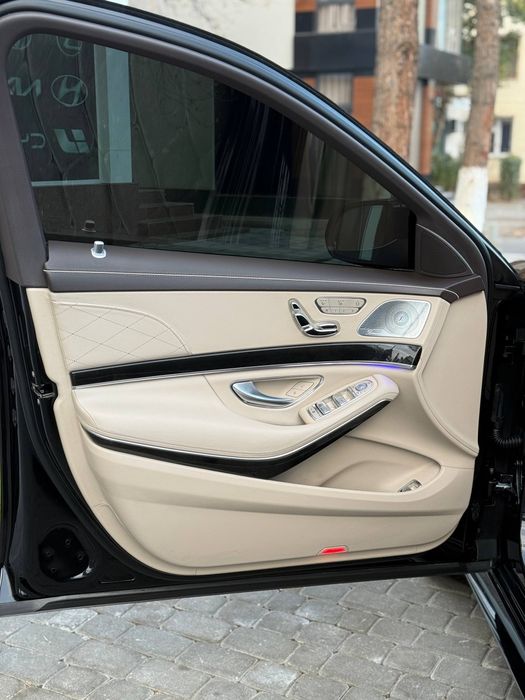 Mercedes Benz W222 s560