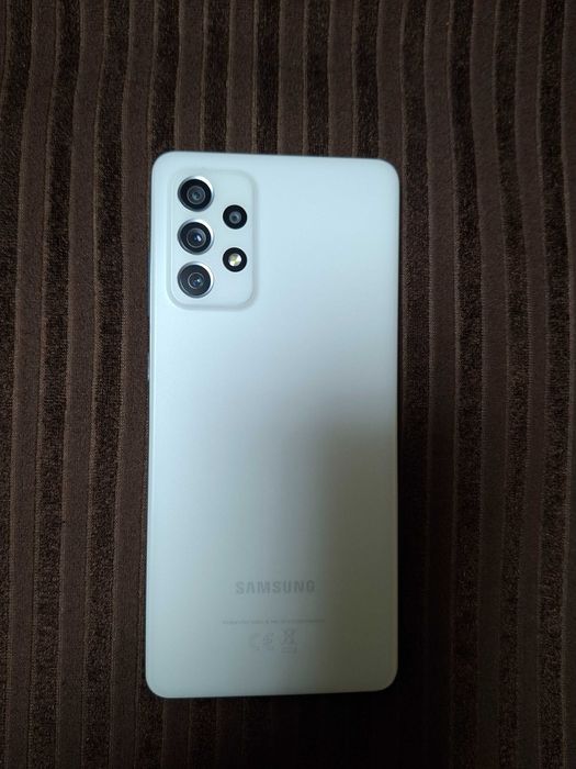 Продавам Samsung A72