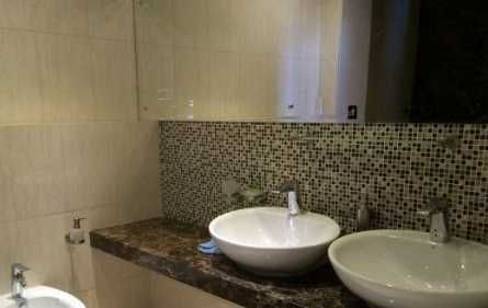 Дава се под наем Тристаен апартамент в Пловдив, Южен - 90 кв.м за 341.7 € - Снимка #9