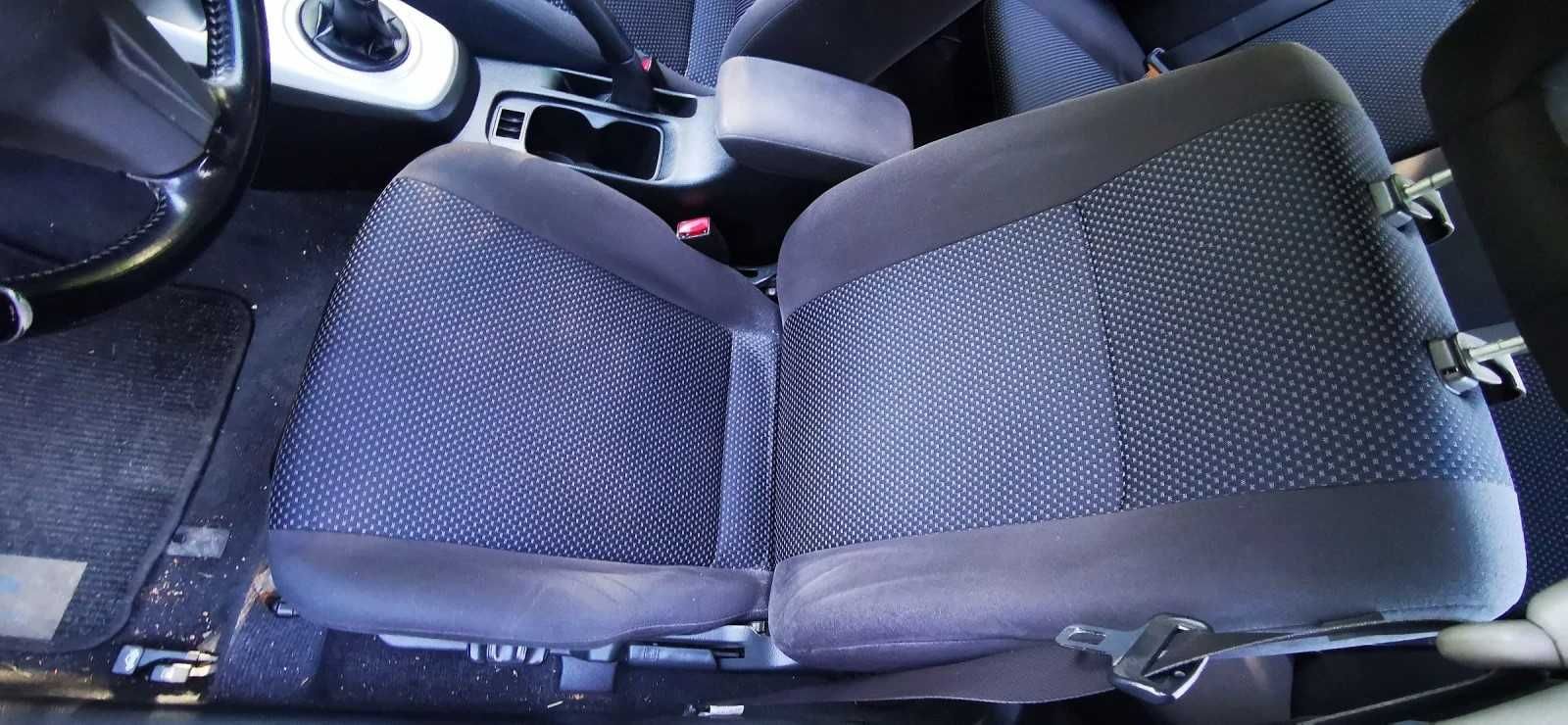 Продавам Mitsubishi Lancer
