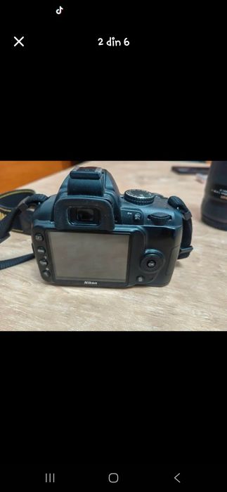 Vand aparat foto Nikon D3000,obiectiv yongnuo 50mm,obiectiv tamron 70-