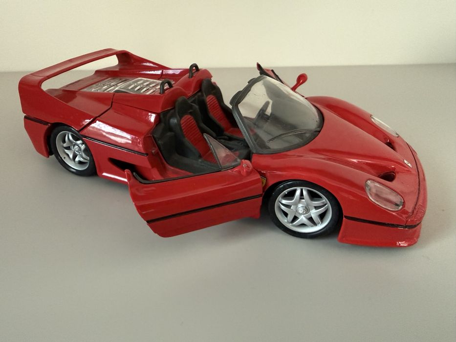 Метална колекционерска количка Ferrari F50 1/24