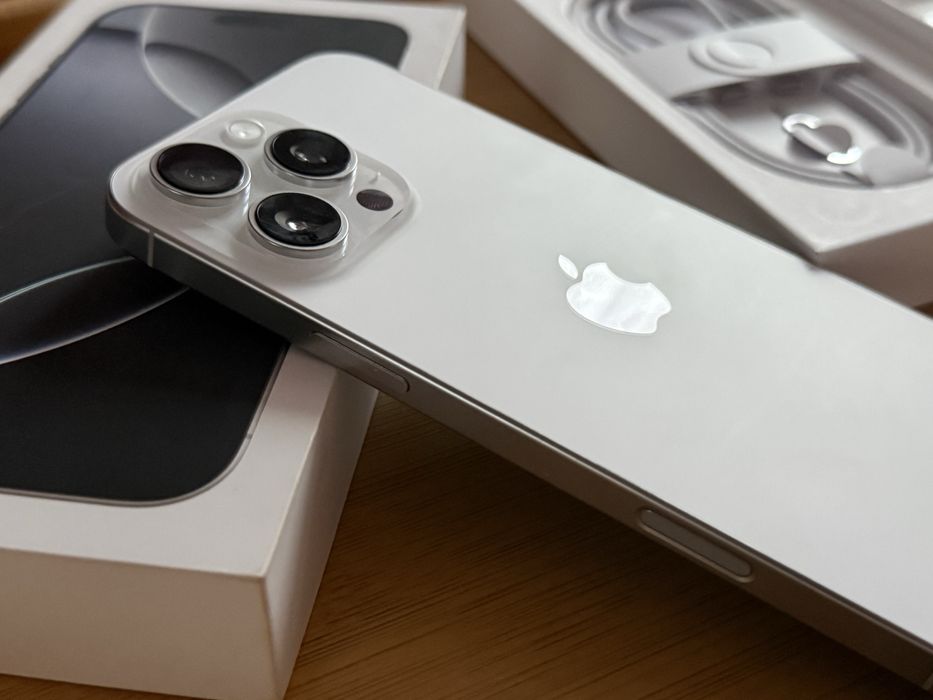 Iphone 16 pro max, impecabil NEFOLOSIT