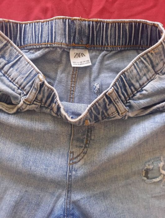 Blugi Zara 10/11 ani