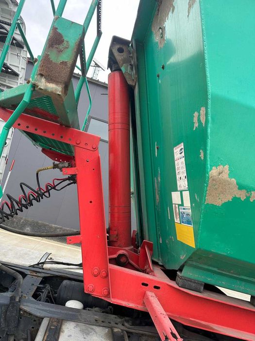 Iveco Stralis Euro V 450 CP + semiremorca basculabila Kempf