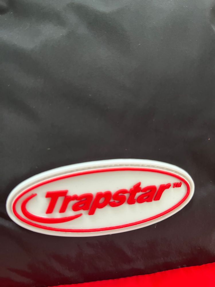 TRAPSTAR HYPERDRIVE puffer jacket- black/red/white