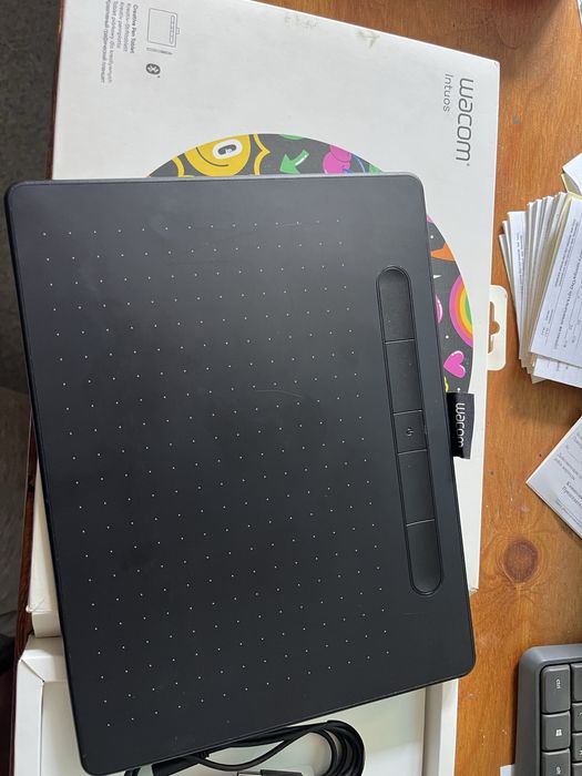Продам графический планшет Wacom