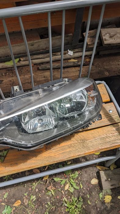 Far stanga Bmw f30 f31