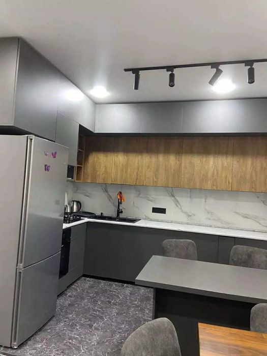 3-комнатная квартира с ремонтом, Чиланзар район