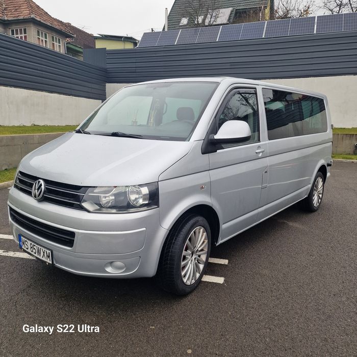 Volkswagen T5 Caravelle 2012