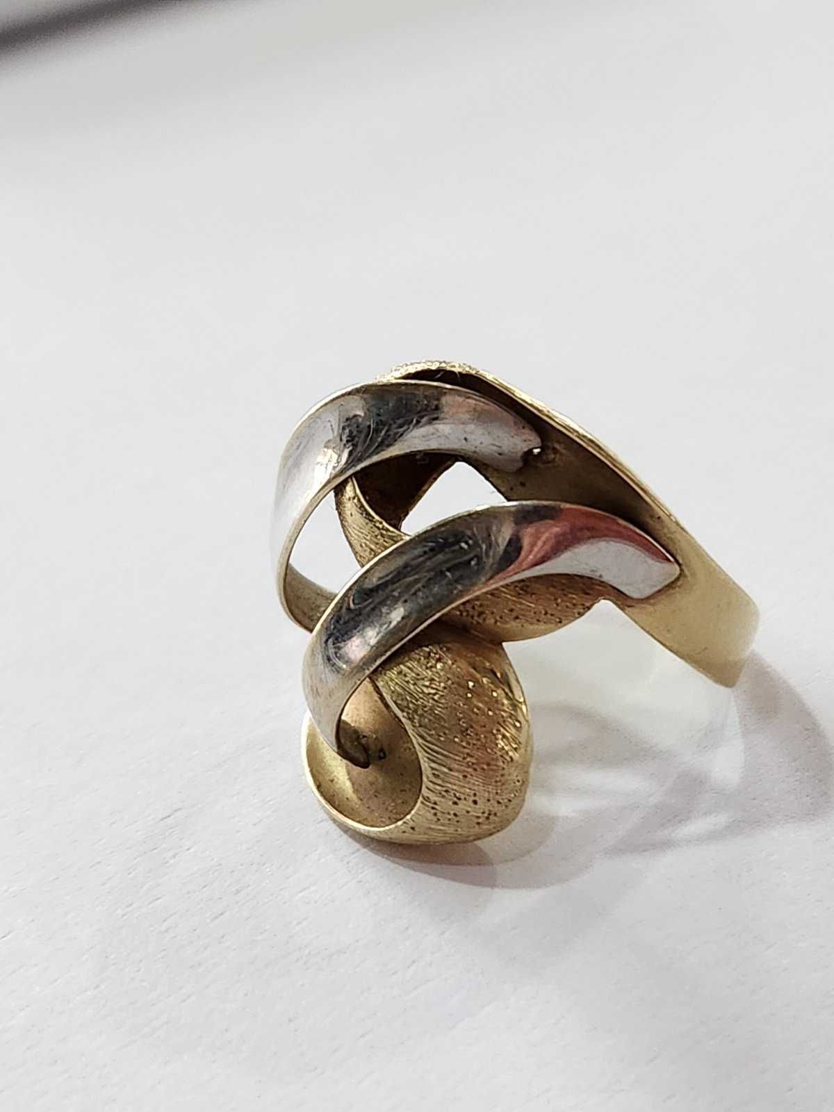 Дамски златен пръстен 14к 585 5,70гр