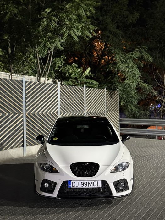 Vand sau Schimb Seat leon 1.4 tsi