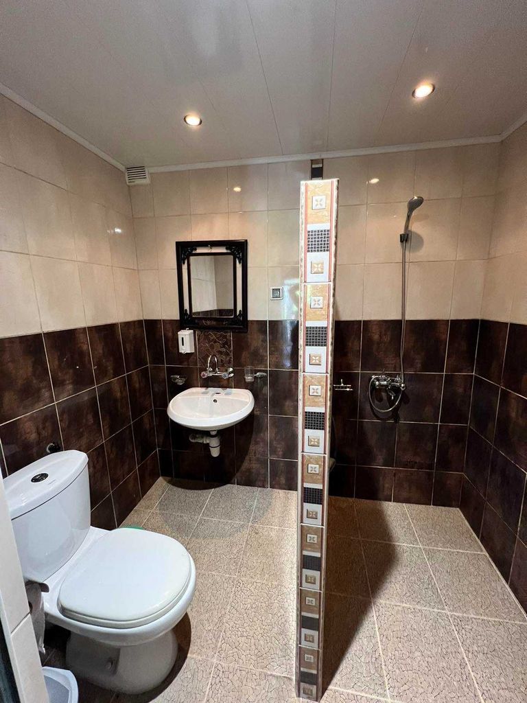 Продава се Къща в Казанлък - 190 кв.м за 537 €/кв.м - Снимка #7