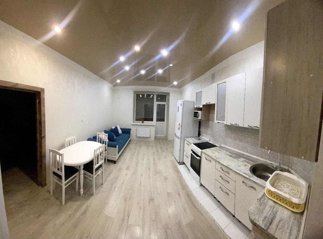 Продам 4 стула в нормальном состоянии