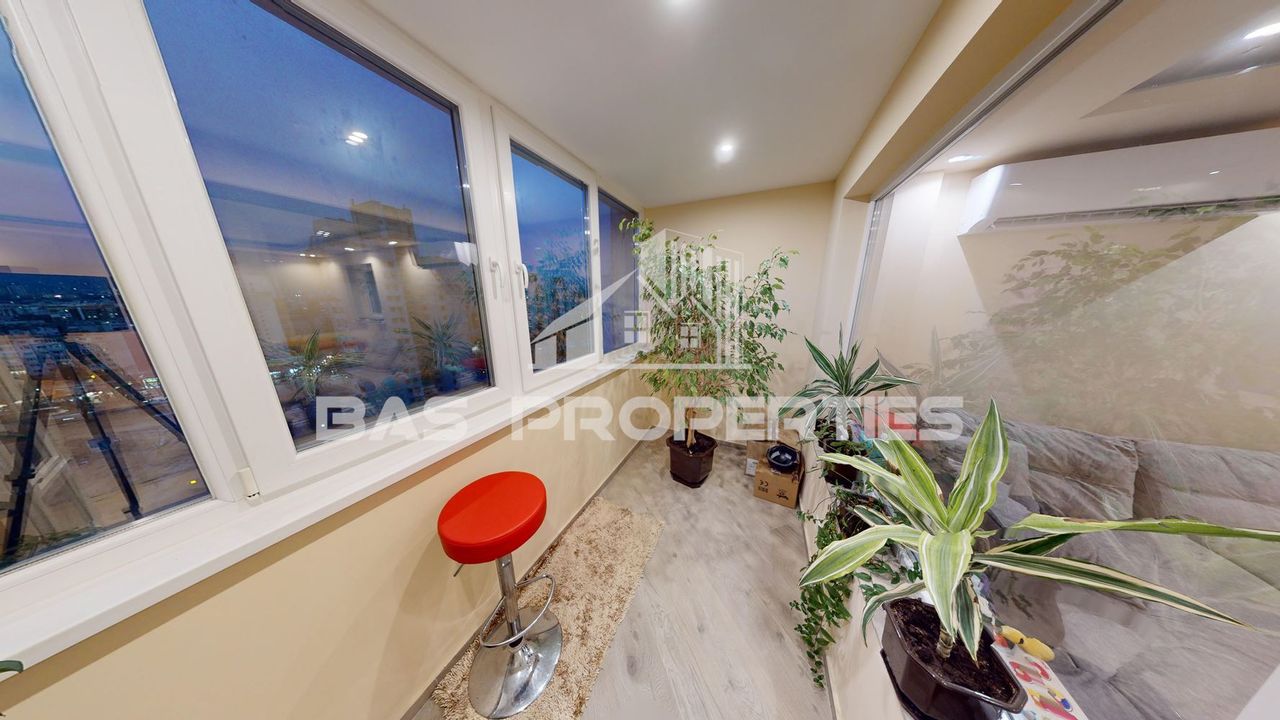 Продава се Четиристаен апартамент в София, Света Троица - 118 кв.м за 2373 €/кв.м - Снимка #2