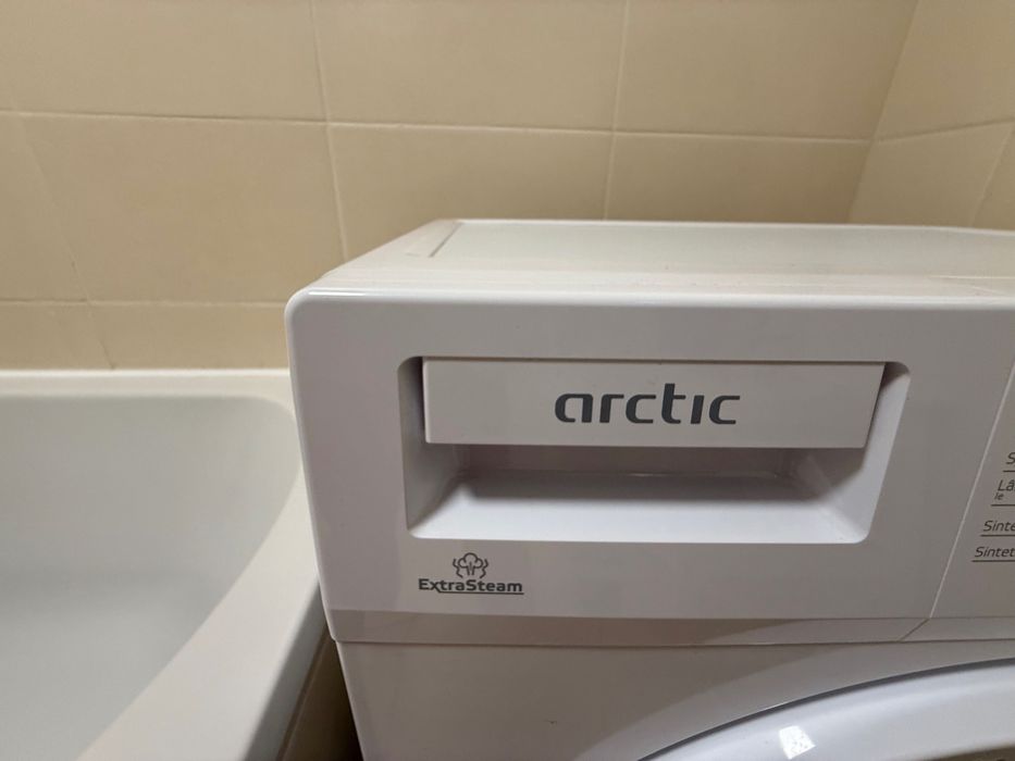 Urgent - Masina de spalat ARTIC - Model APL61012BDW0