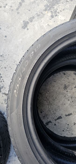 255 40 R 19 Pirelli Iarna