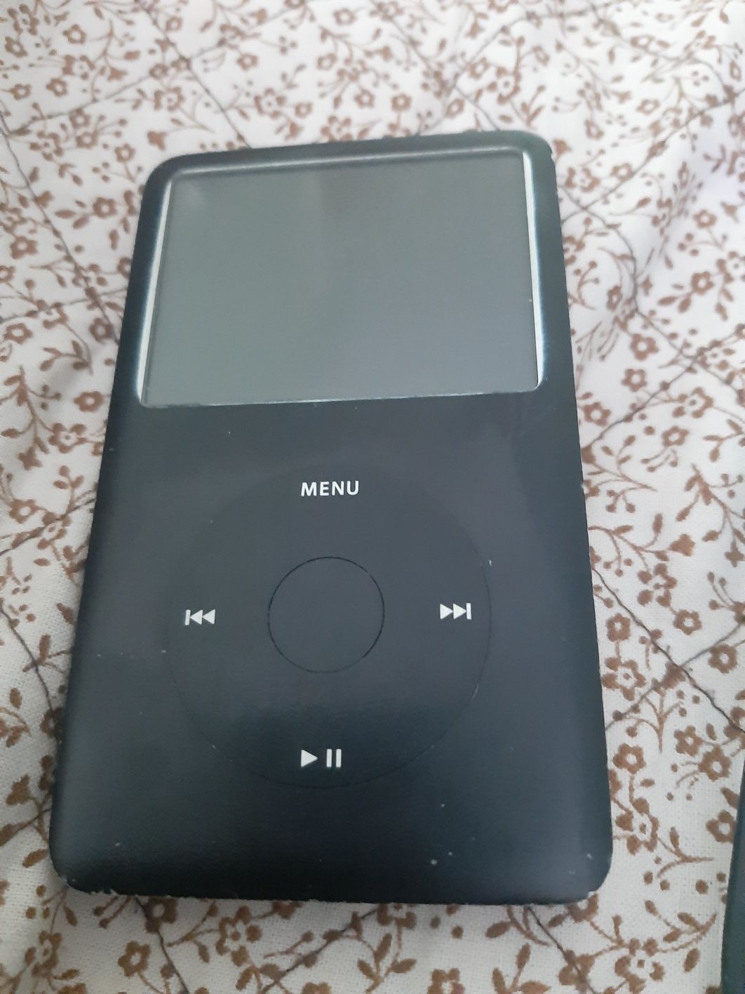 Ipod 80 gb  functional