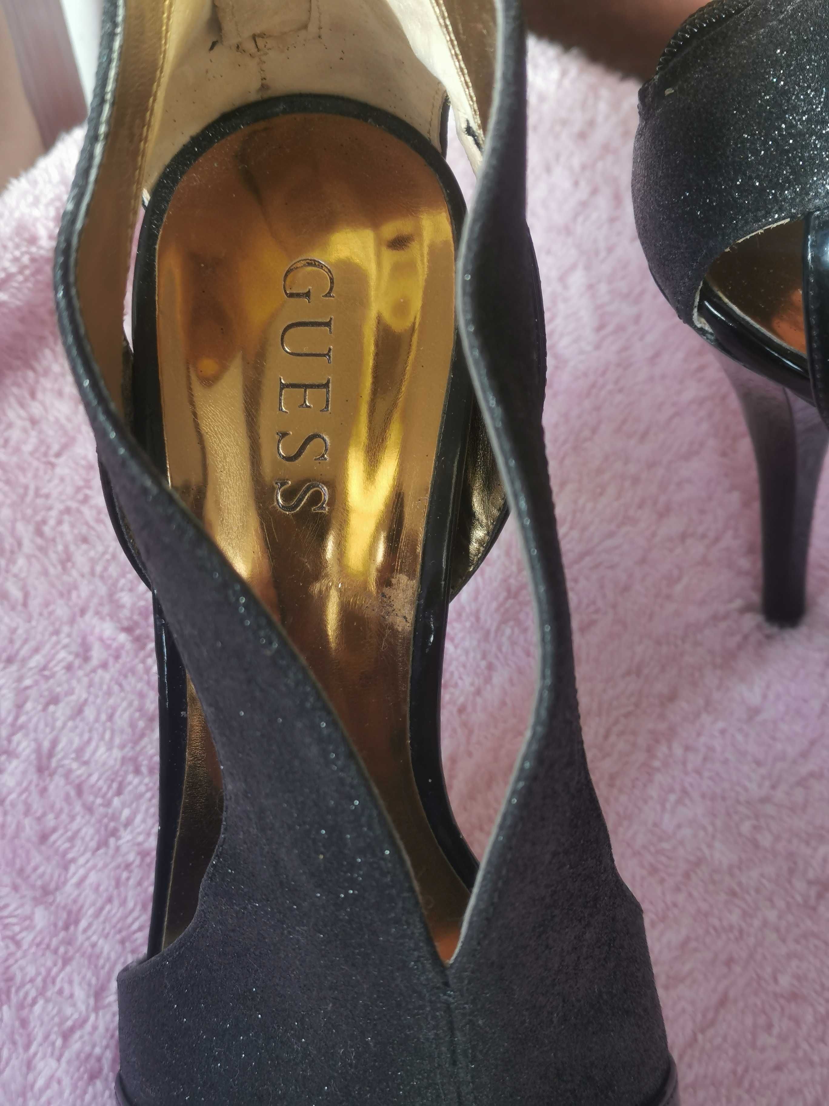 Токчета Guess 39р