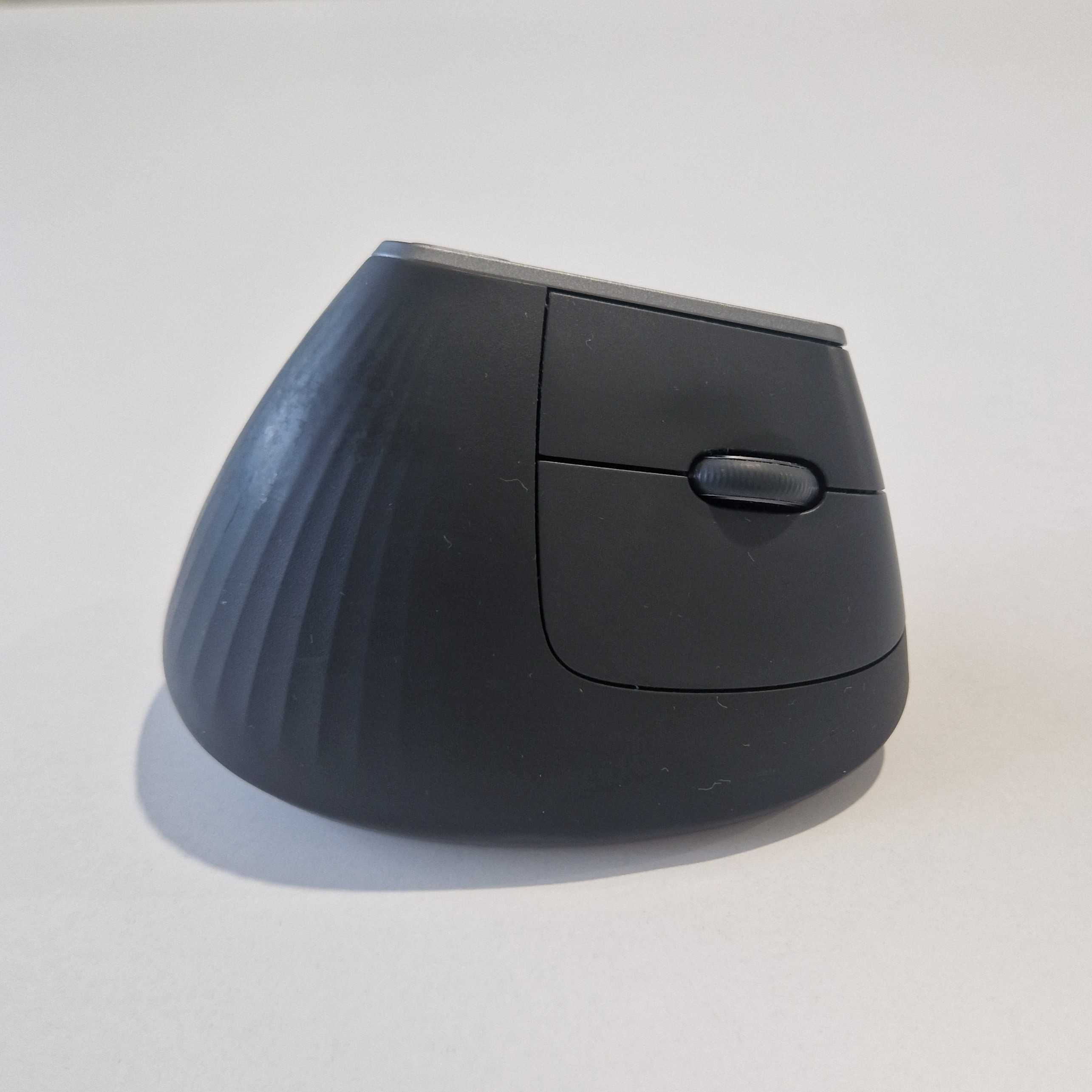 Безжична мишка Logitech