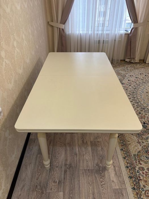 Стол гостевой в длину 2.5 метра