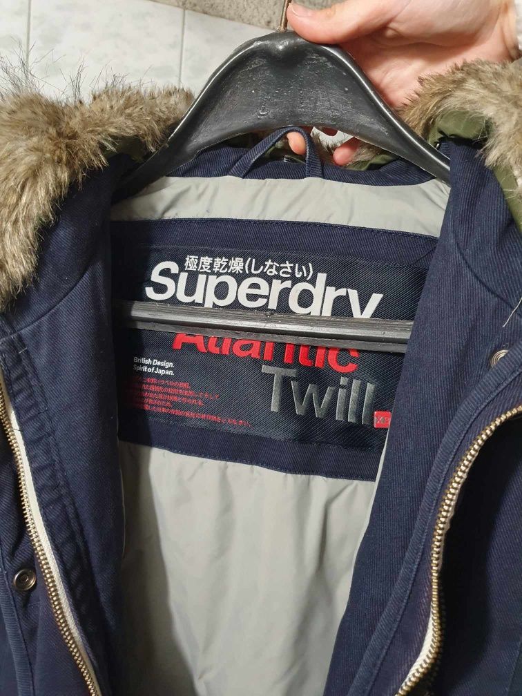 Яке палто парка  superdry xs / S 34 / 36  пух и пера