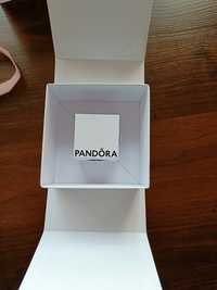 Кольцо Pandora "Сияющий квадрат"