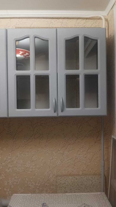 кухонные навесные  шкафы