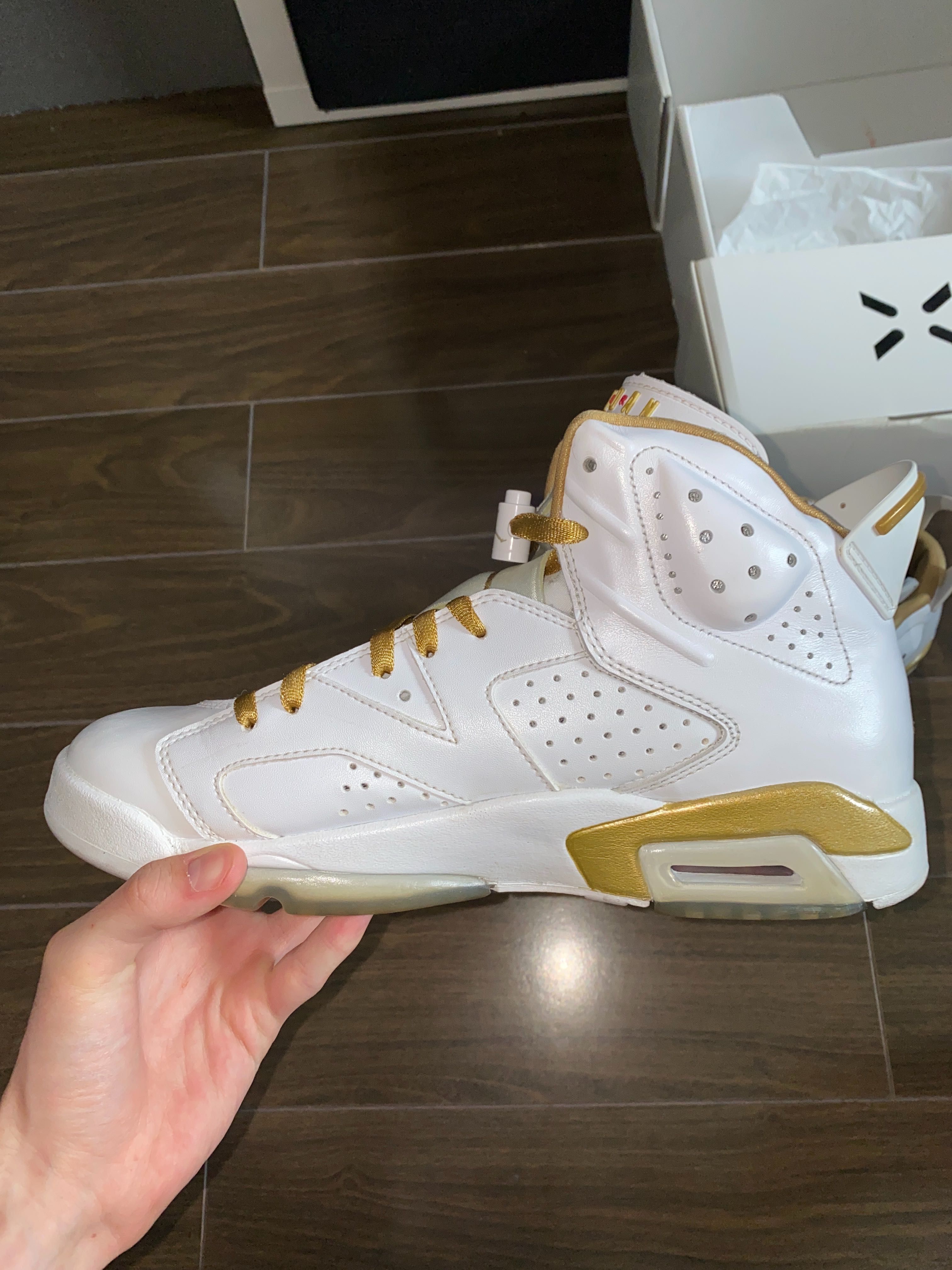 Jordan 6 Golden Moments Pack