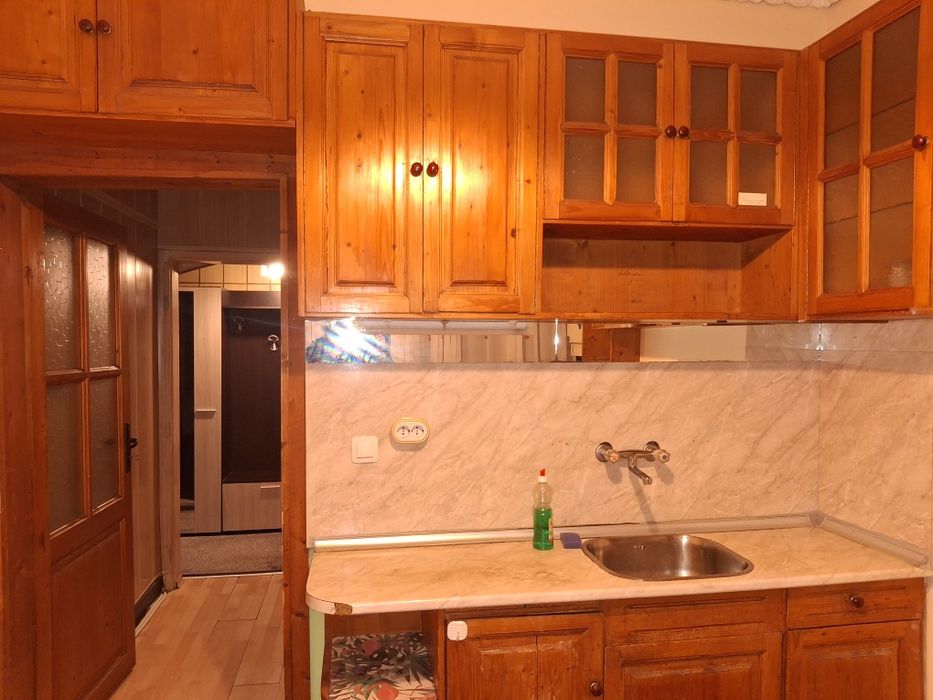 Давам под наем двустаен апартамент в гр. Горна Оряховица