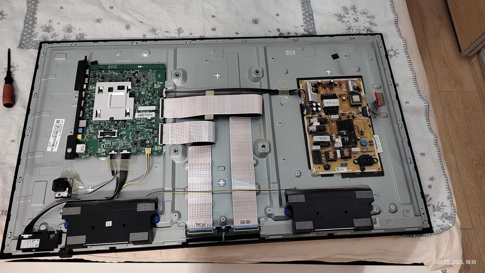 Piese TV Samsung UE40MU6102K , diagonala 40 inch (101) cm