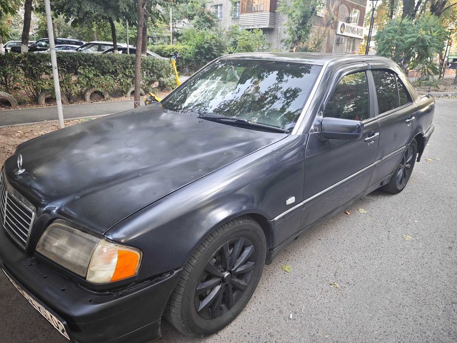 Продам Mercedes-Benz рестайлинг 1997 газ, бензин