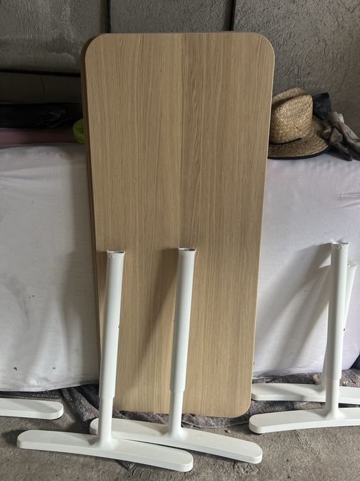 Vand 2 mese ikea stare foarte buna