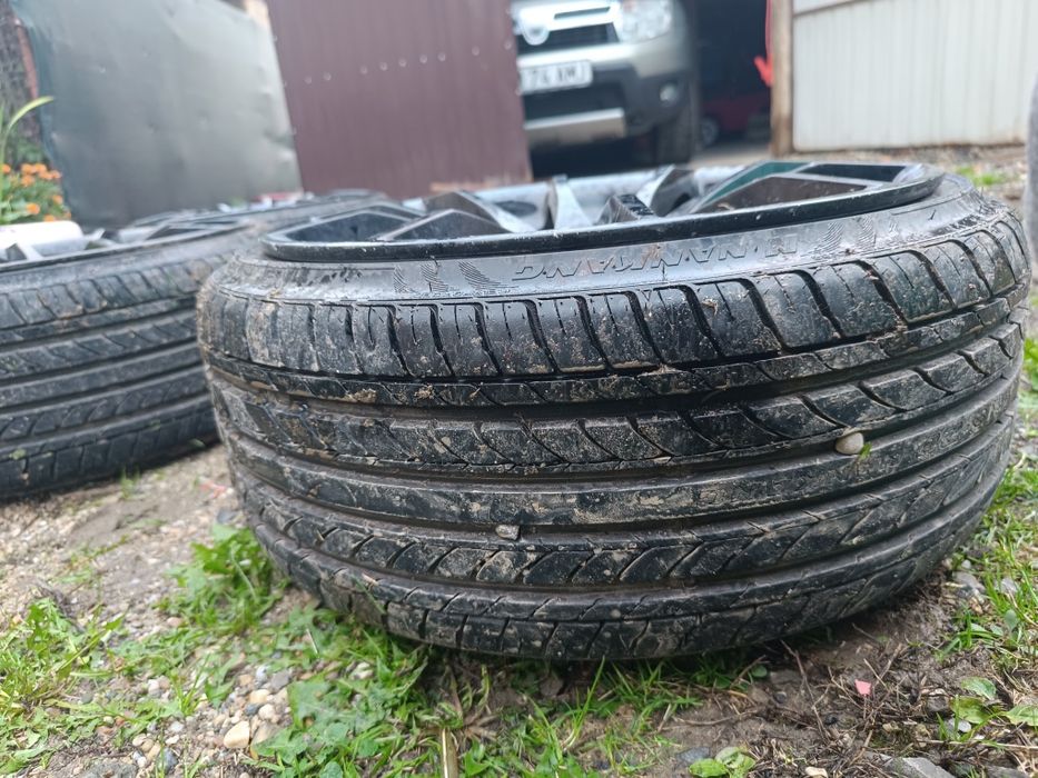 Jante Tomason TN1
R18
5x100
8.5J Et30
Cauciucuri vara Nankang Ns 205/3