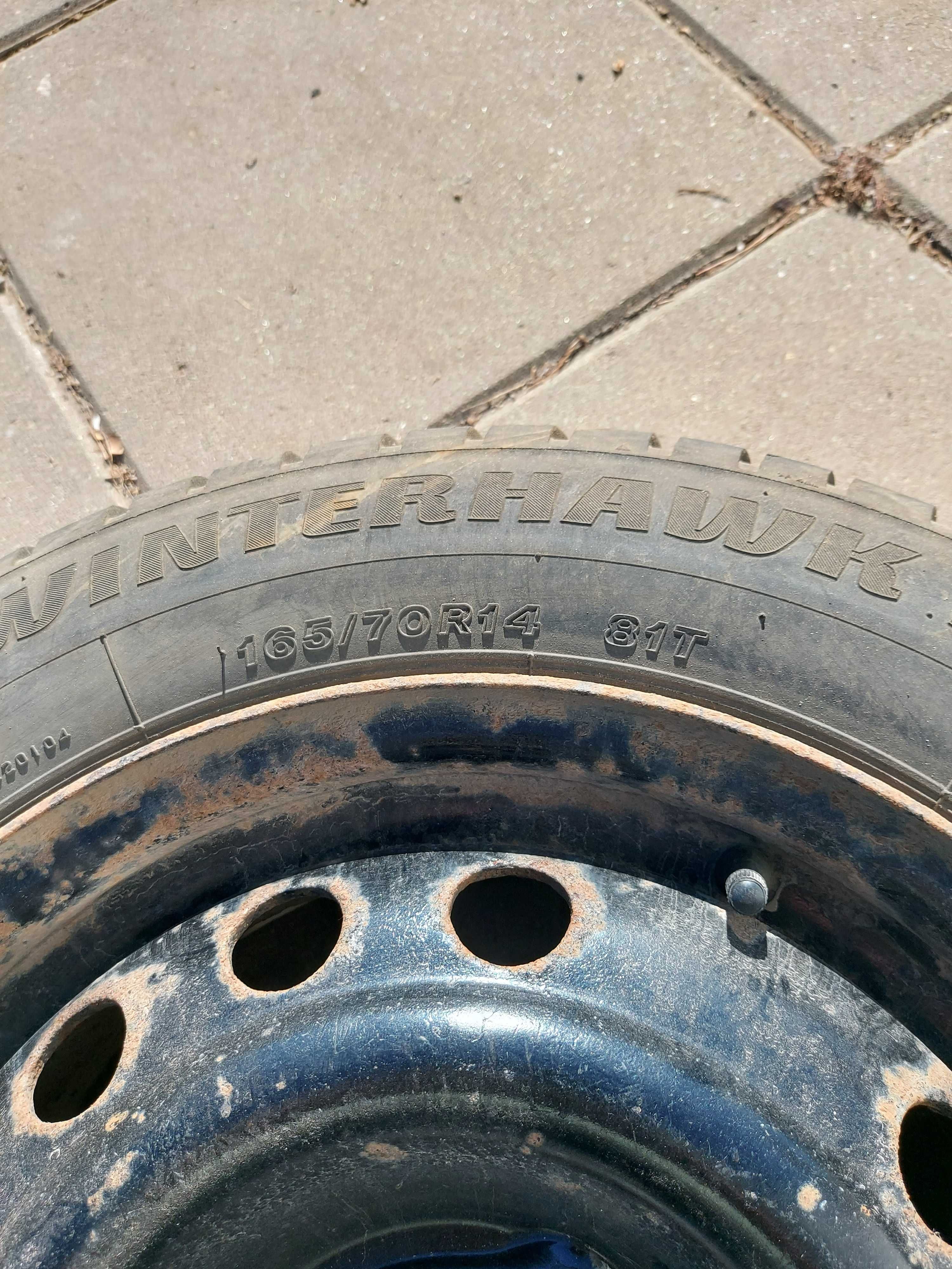 Firestone 165 70 14 зимни